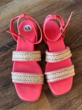 Naturalizer 6.5 sandals